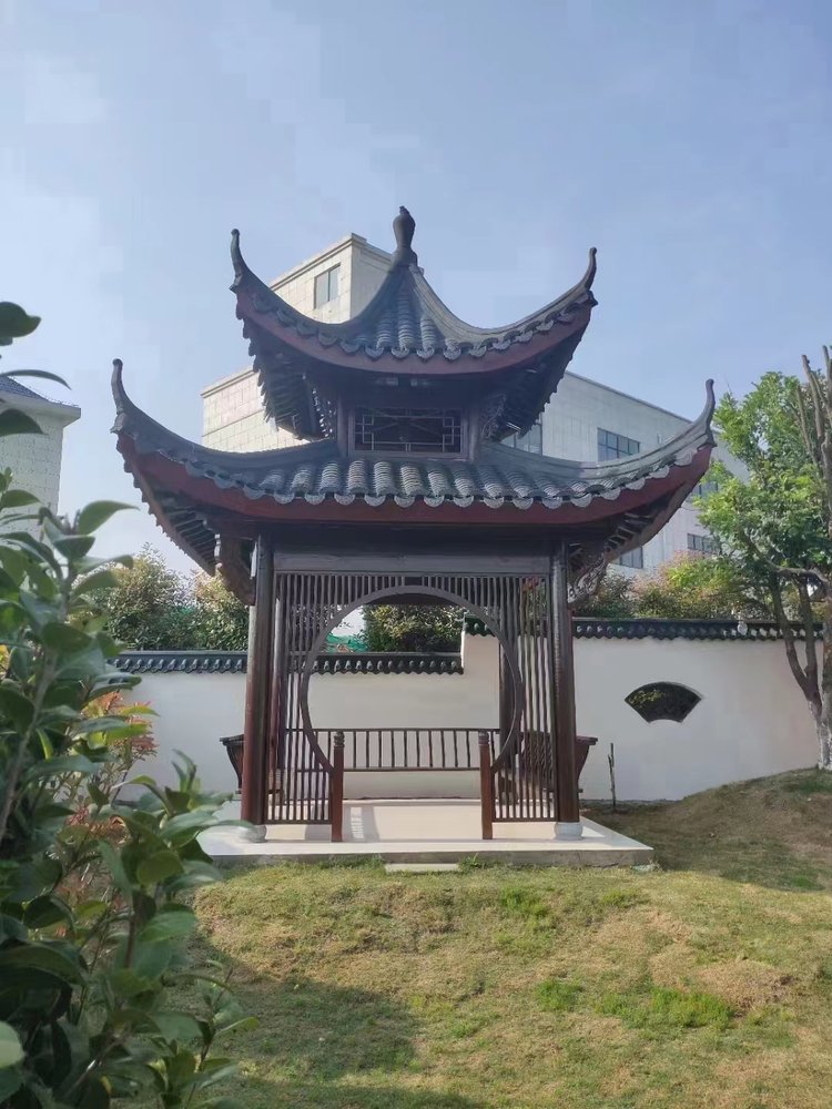 古韵新姿 浅析四角凉亭与园林绿化工程的和谐之美